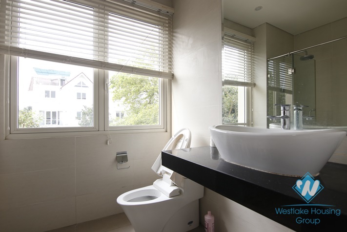 Villa adjacent to big garden for rent at Vinhome Riverside Long Bien Hanoi